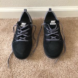 Nike Focus Flyknit Tennis Shoes